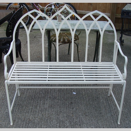 A white painted metal garden bench, 104cm