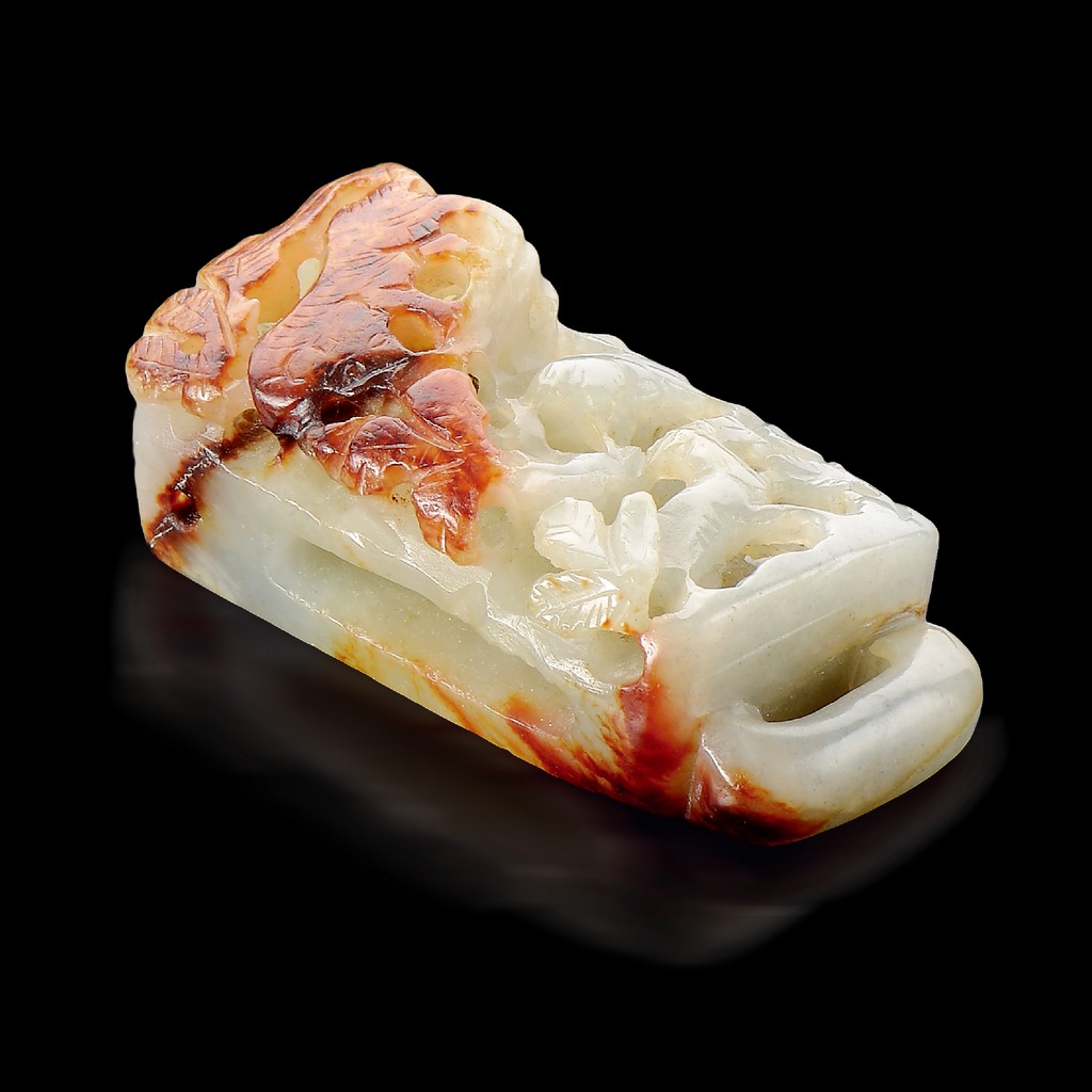 A FINELY CARVED WHITE AND RUSSET JADE TIGER FITTING BETWEEN LIAO AND JIN DYNASTY (907-1234) L 6.7 - Image 3 of 3