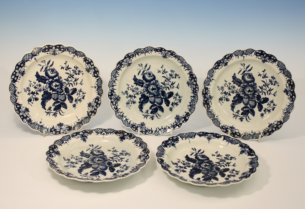 Five first period Worcester dessert bowls late 18th century, lobed and scalloped rims with pendant