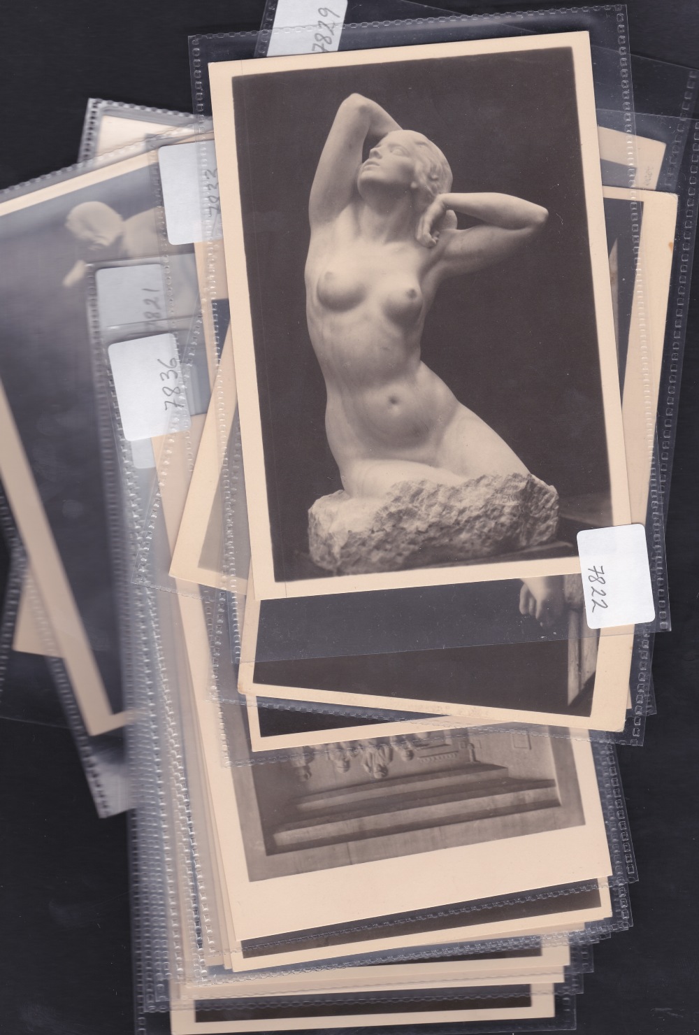 POSTCARDS : GERMANY : 1940 Wiener Kunstlerhaus serier of cards depicting sculptures in the Vienna