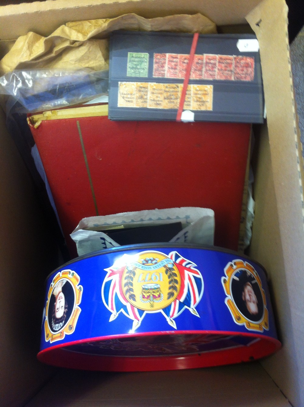 GB and Commonwealth glory box, a real decent potential sort out project ! 100's including some