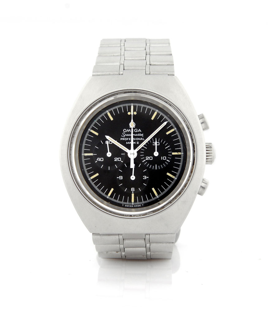 OMEGA SPEEDMASTER PROFESSIONAL MARK II CRONOGRAFO ANNI `70.  C. tonneau-shaped, stainless steel