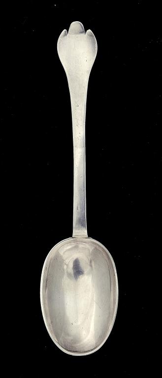 A WILLIAM III TREFID SPOON  maker`s mark rubbed,  the oval bowl with rat tail, engraved with the - Image 2 of 2