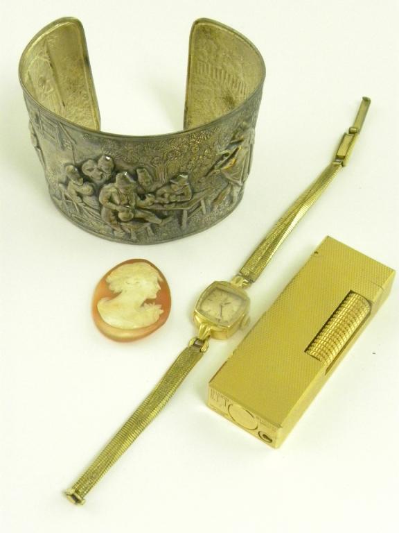 An OMEGA 18CT GOLD LADY`S WRISTWATCH WITH PLATED BRACELET, A DUNHILL GOLD PLATED CIGARETTE