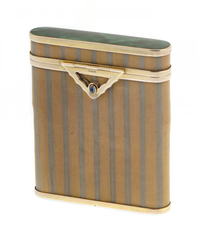 A FRENCH GOLD, TWO COLOUR GOLD MESH AND GREEN ENAMEL CIGARETTE CASE RETAILED BY ASPREY  with