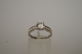 A cubic zirconia dress ring, finger size N