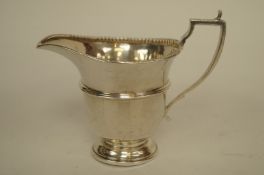 A silver cream jug, by Adie Brohers, Birmingham 1947, 83g