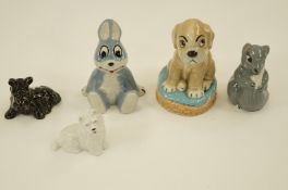 A wade "Bengo" monkey box, two collectors fair dogs and two other Wade items
