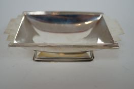A silver bon bon dish - art deco George V 1933 Walker and Hall Sheffield together with a silver