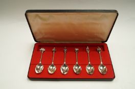 A cased set of 1977 Jubilee commemorative spoons