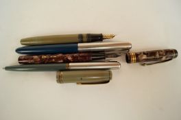 A Parker Victory pen, along with two other Parker pens and the Conway Stewart No. 383 pen