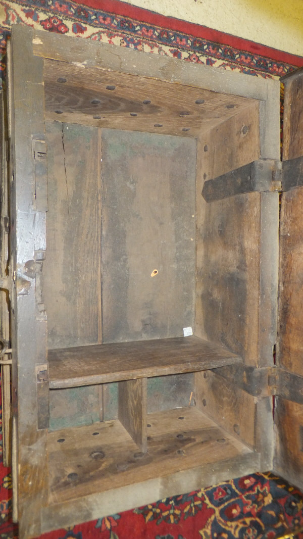 An oak strong box with iron embellishments and fixed iron handles, heavy padlock and key,80 cm x - Image 19 of 20