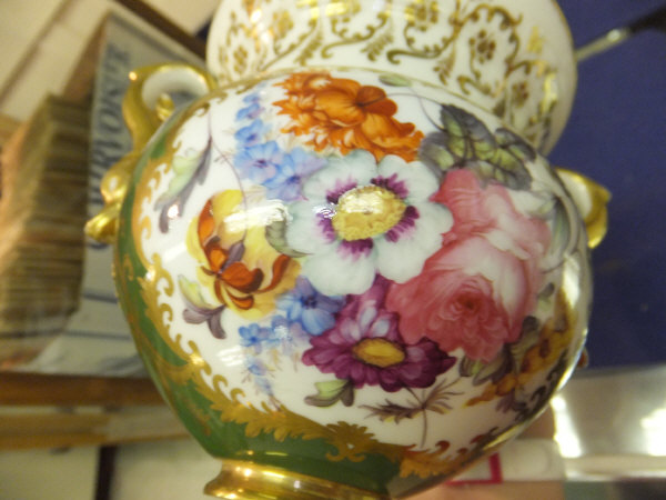 A Continental porcelain pot pourri vase and cover with gilt decorated dolphin handles and the - Image 8 of 9