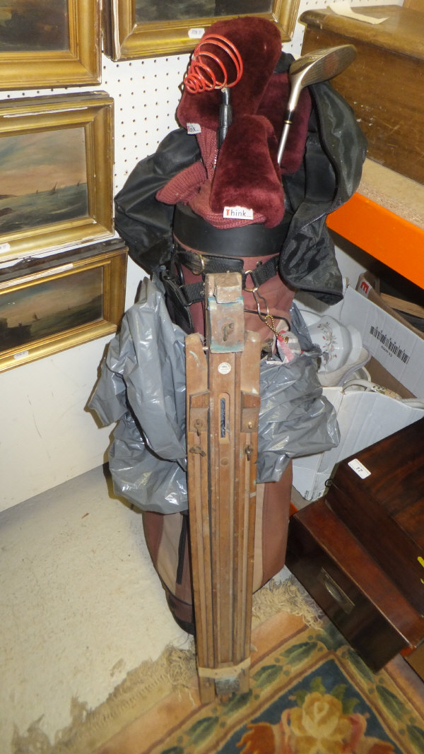 A Windsor and Newton easel, together with a set of Lady XPC Plus golf clubs and bag