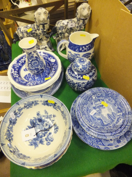 A collection of blue and white wares to include Spode's "Italian" pattern, Copeland "Spode's