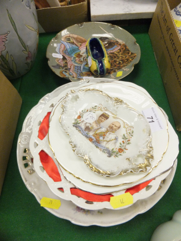 A collection of early 20th Century and later commemorative ware plates, etc to include Coronation