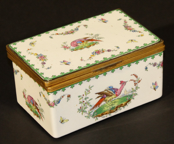 A Copeland late Spode pottery rectangular box, polychrome decorated with exotic birds and