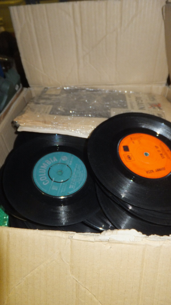 A box of assorted 45s to include Cliff Richard, Andy Williams, Johnny Nash, etc