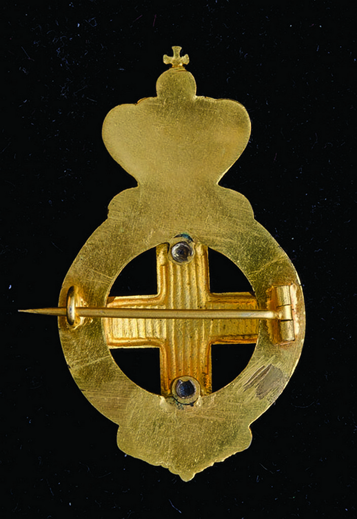 *Bulgaria, Insignia of the Bulgarian Red Cross, ?1887? type 3, in bronze-gilt with enamelled red - Image 2 of 2