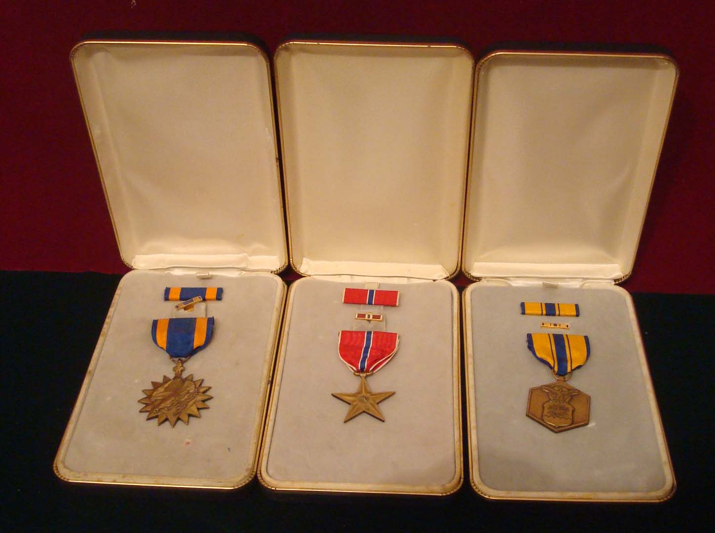 WW2 Boxed United States Medals: To include Bronze Star, Military Merit, Air Medal Military Medal (3)