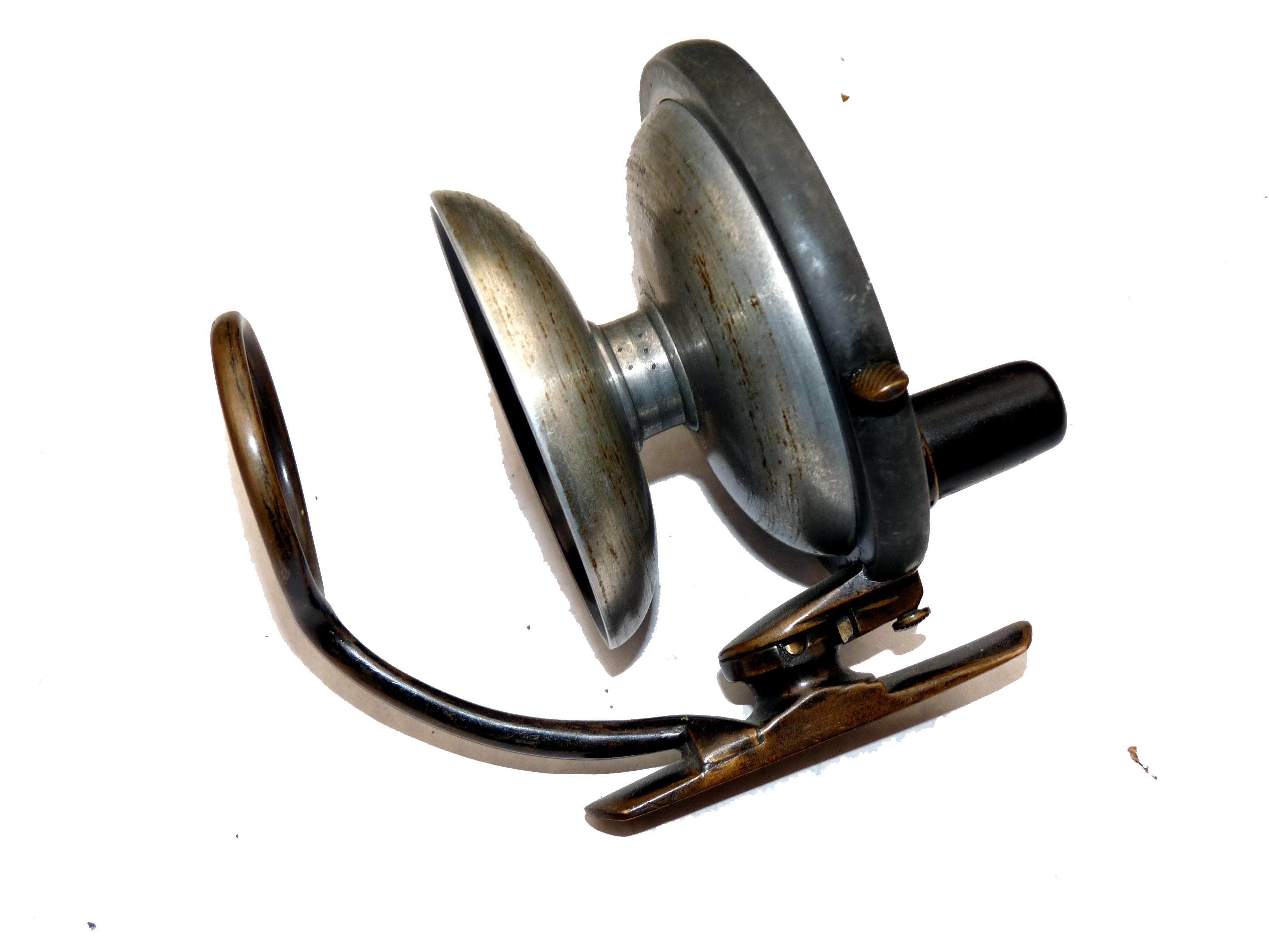 REEL: Malloch 4? alloy salmon side cast reel black handle on/off check reversible drum slide