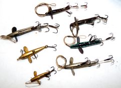 LURES: (7) Collection of 7 early Pioneer style slotted Devon minnow lures sizes 1.25?-2? body