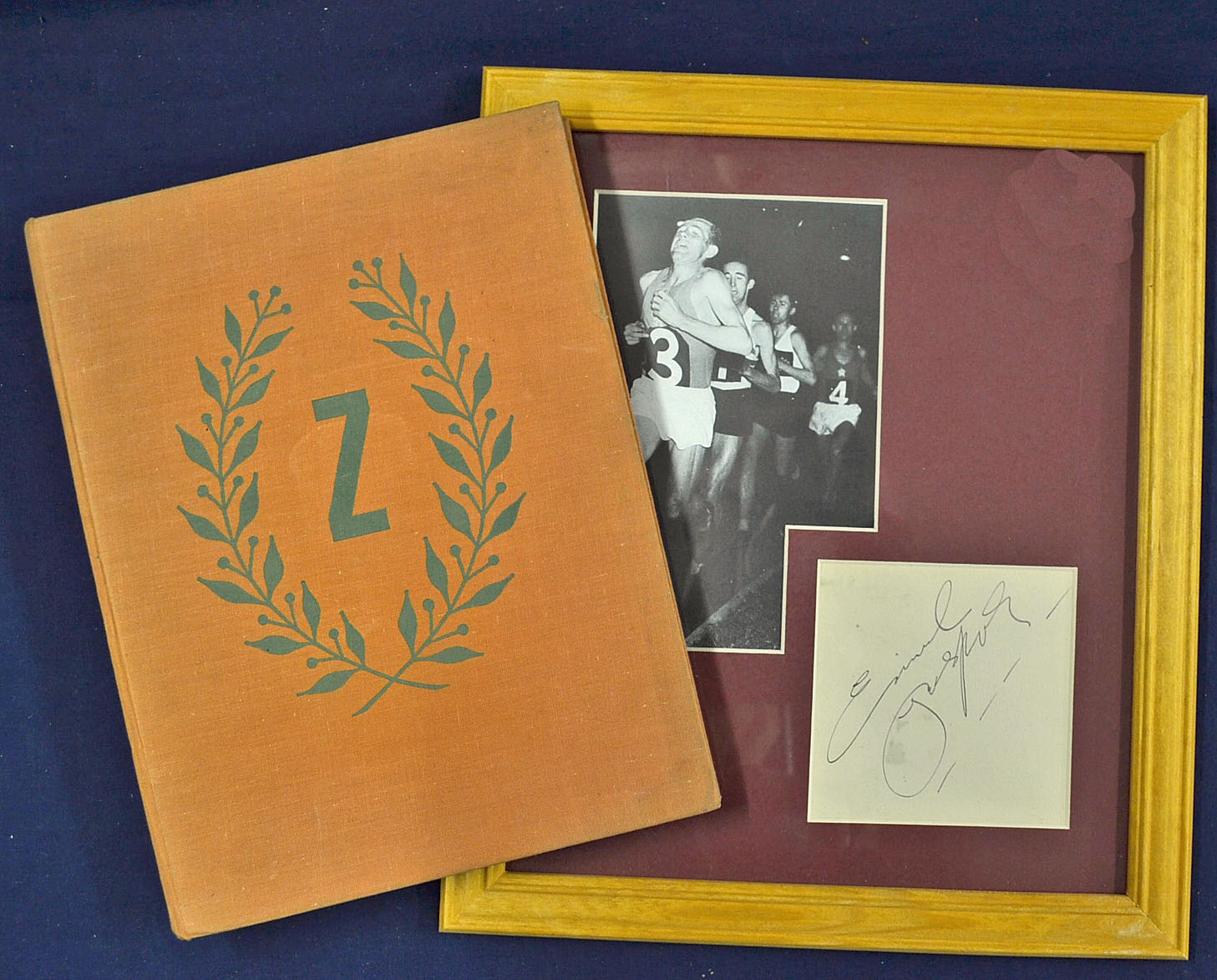 Emil Zatopek – 3x 1952 Olympic Long Distance Gold Medallist. Emil Zatopek signed display and