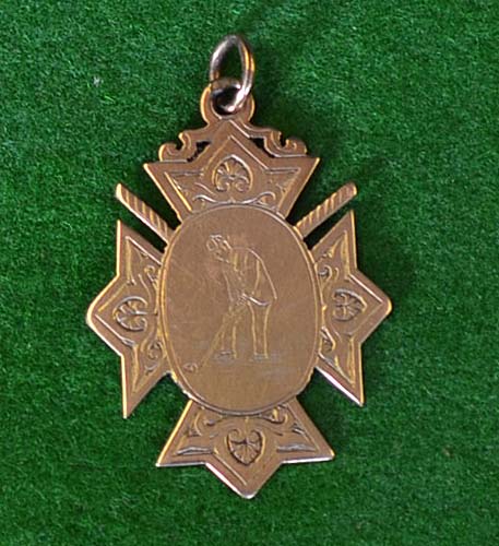 1892 Fine golfing gold medal - engraved on the obverse with Vic golfer with longnose club and on the