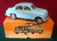 Victory Industries Models plastic Vauxhall Velox Saloon Car: Light Blue with chrome grille, front