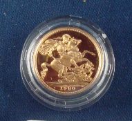 1980 Proof Gold Sovereign Coin: Having George and the Dragon to front Weighs 7.988 grams and