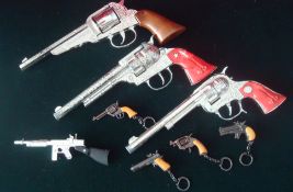 Selection of Cowboy Cap Guns: To include Lone Star Cisco Kid, Bluntline, Crescent Toys Silver