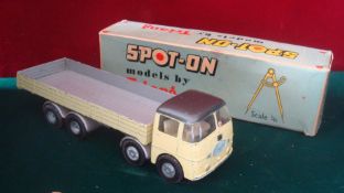 Spot-On No.109/3 ERF 68G with Flat Float with sides: Pale yellow cab, black roof, silver flatbed,