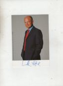 Autographs ? Political good selection of signed photographs/signed pieces by modern politicians