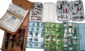 ACCESSOIRES: Collection of 7 fly boxes, incl. two Wheatley alloy boxes, one with central leaf