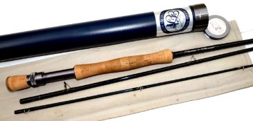 ROD: Thomas & Thomas VE10075 carbon trout fly rod, 10` 3piece blue blank, large snake guides, line