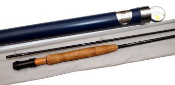 ROD: Thomas & Thomas USA, LPS 864 carbon trout fly rod, 8`6" 2 piece, line rate 4, blue blank, lined