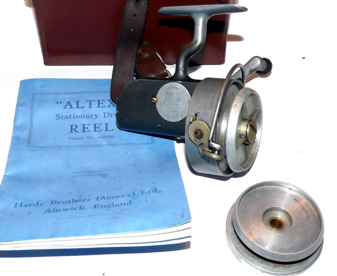REEL: Hardy Altex No 2 MK5 spinning reel, full bail arm, folding handle, fixed audible anti