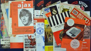 Manchester United Selection of 1960 Onwards Football Programmes to consist of Manchester Utd v