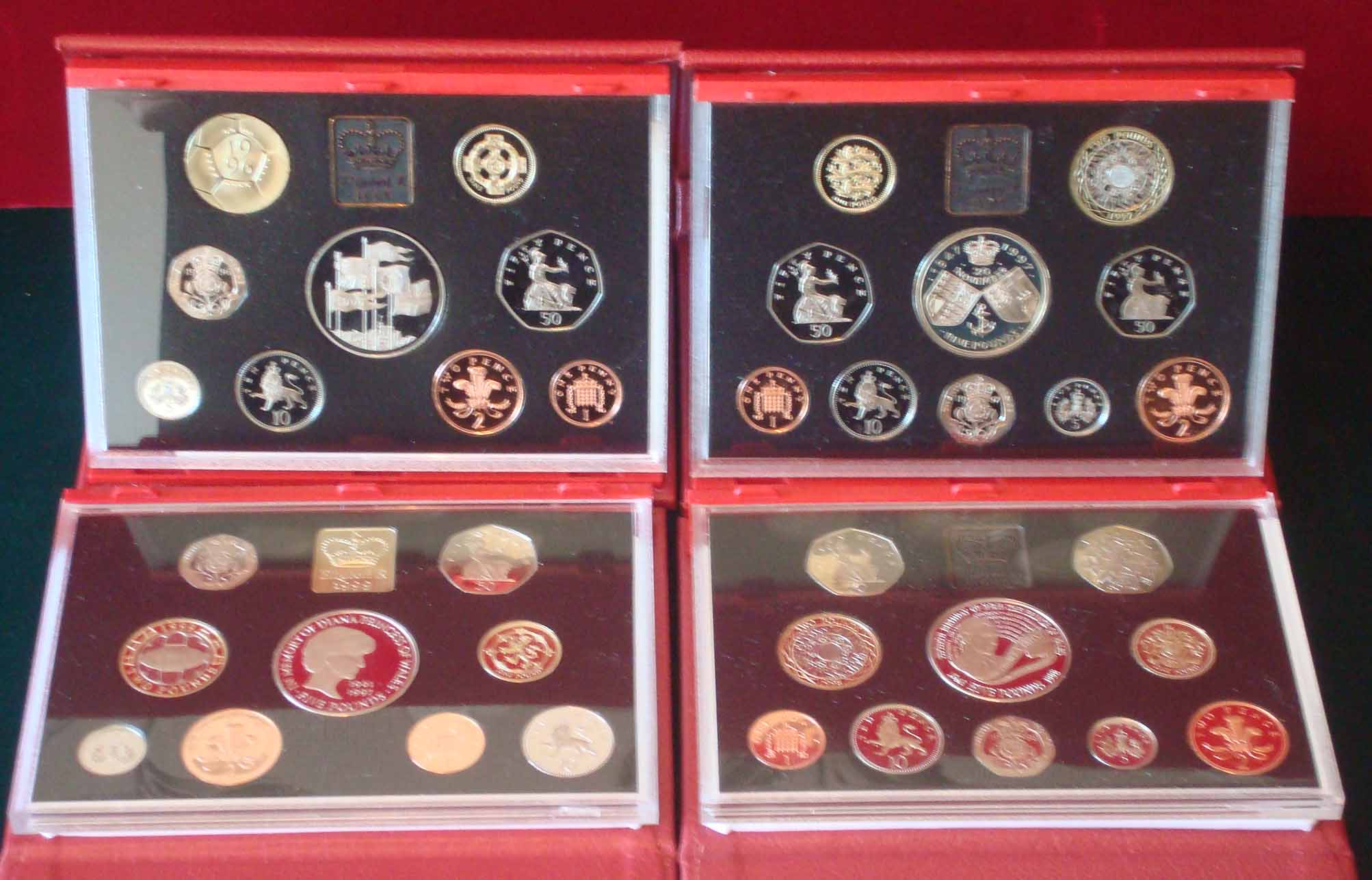 1996 – 1999 United Kingdom Proof Coin Collection: Coin set in original plastic case within a Red
