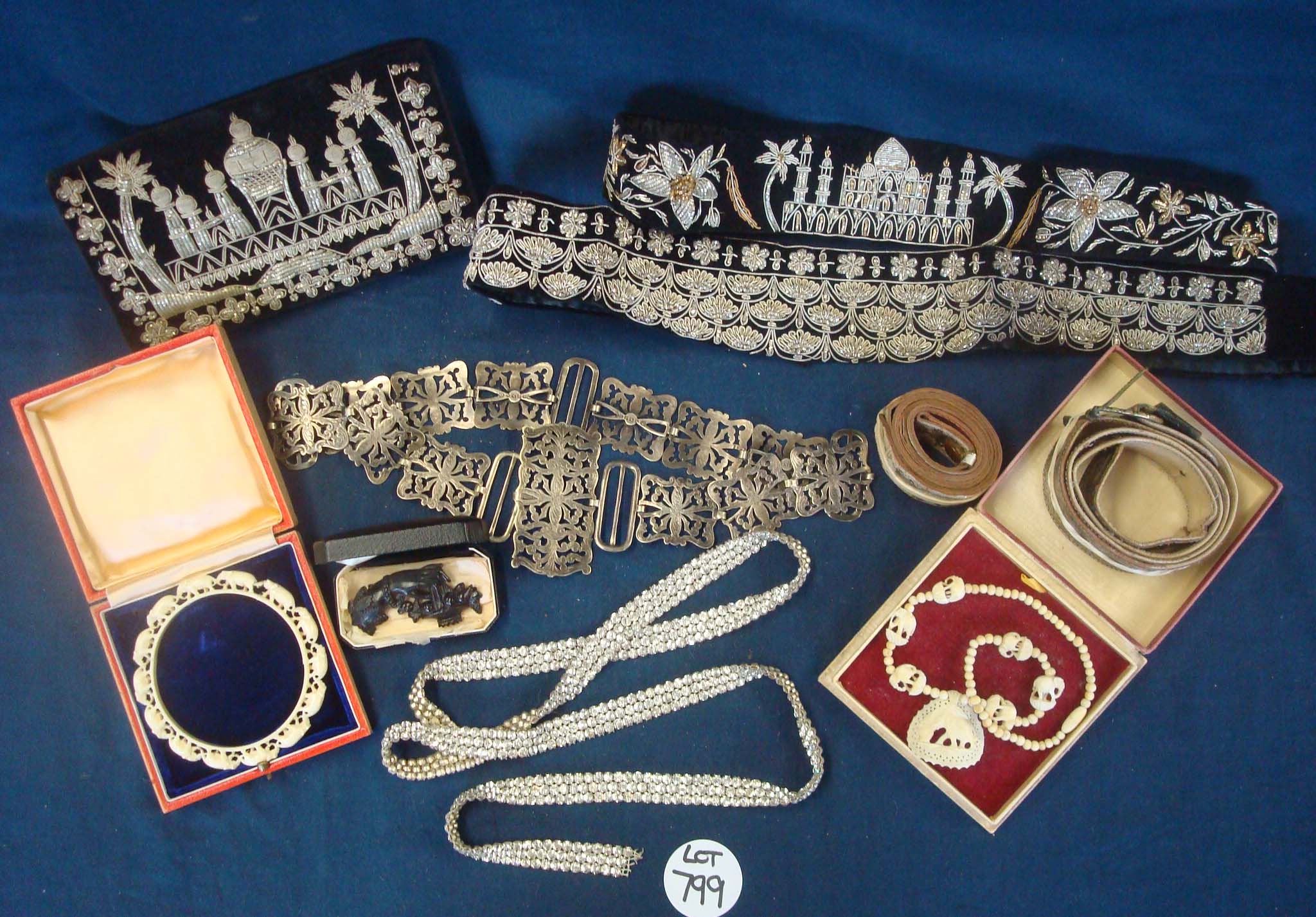 Collection of Ladies Items: To include Ivory Elephant Bracelet (has been repaired), Ivory Elephant