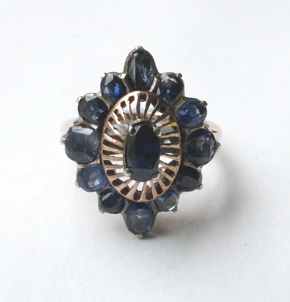 SAPPHIRE CLUSTER DRESS RING
on unmarked gold shank, ring size I-J