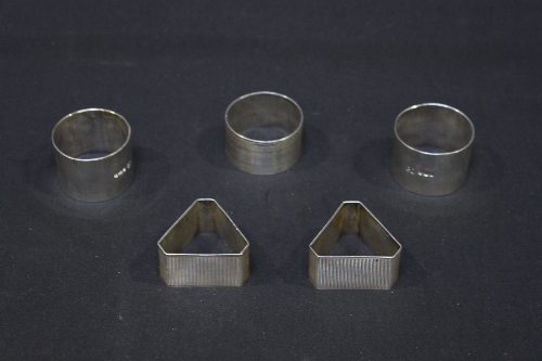 Five silver napkin rings various makers and dates, 5oz.