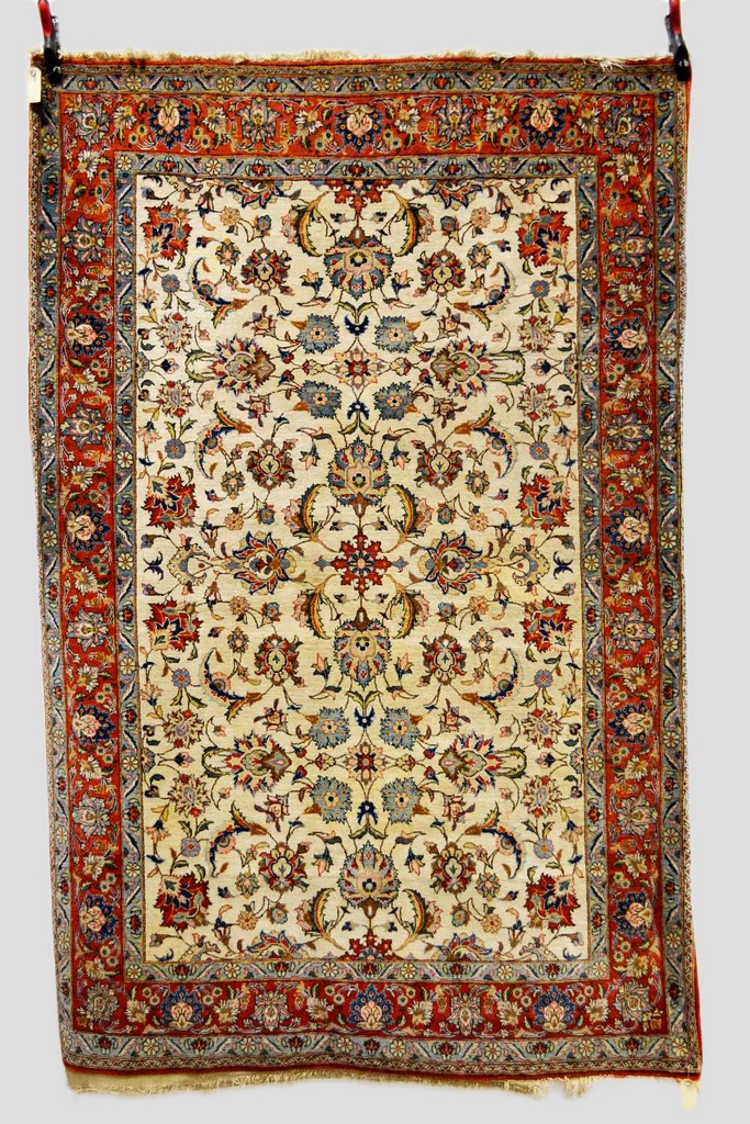 Esfahan rug, south west Persia, mid-20th century, 7ft. x 4ft. 7in. 2.13m. x 1.40m. Slight loss to