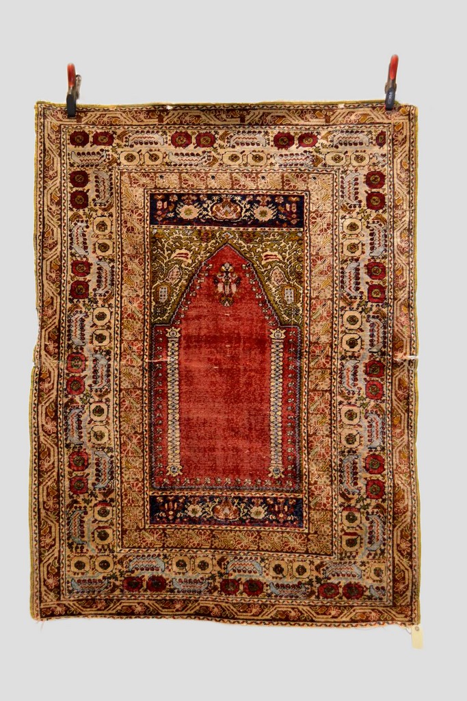 Ghiordes silk prayer rug, west Anatolia, early 20th century, 5ft. 2in. x 3ft. 10in. 1.58m. x 1.