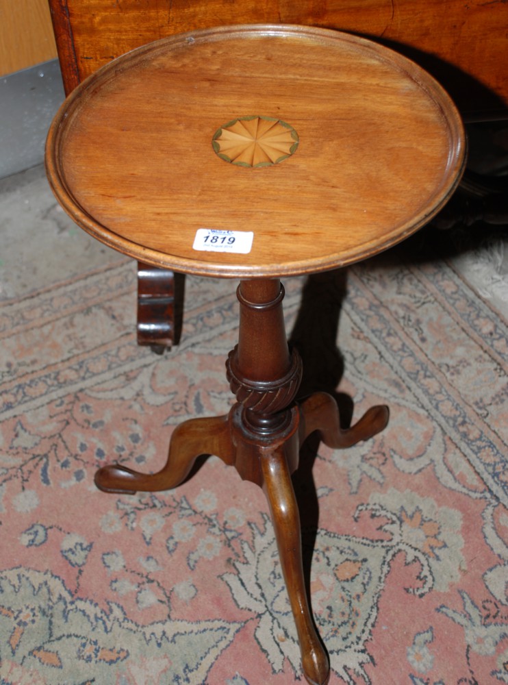 A Mahogany pedestal Wine Table, the centre being inlaid with boxwood, 19 1/2" tall