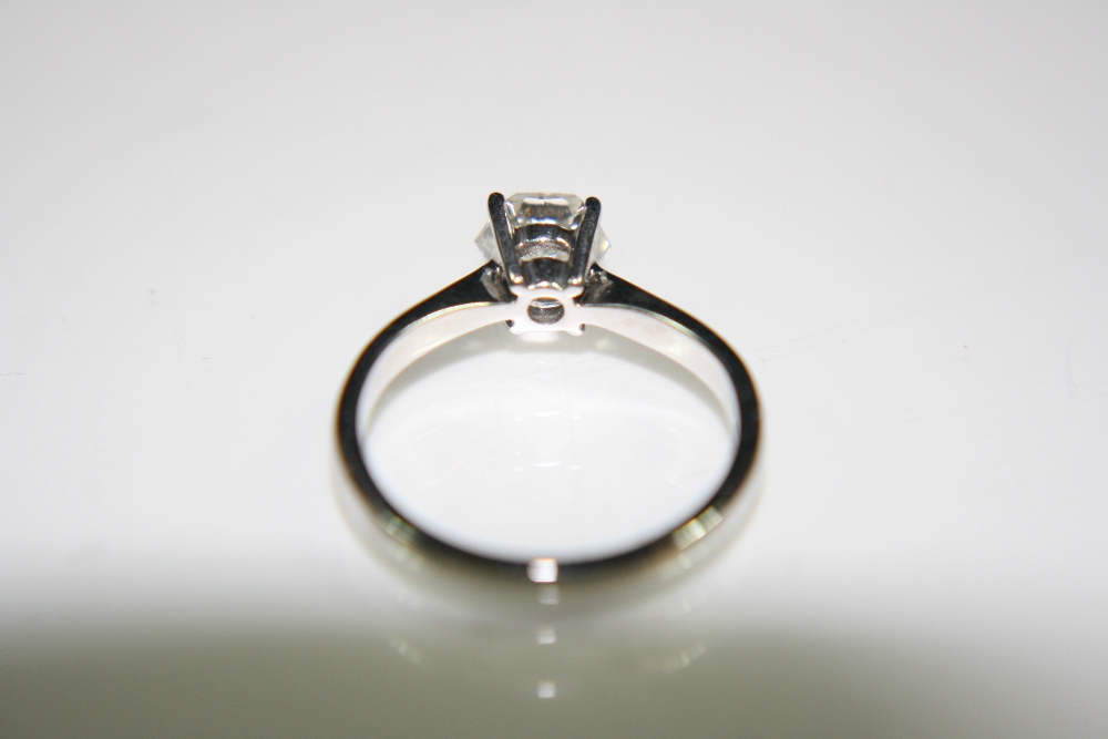 18ct WHITE GOLD "FIRE ROSE" SOLITAIRE RING - beautiful 0.75ct diamond solitaire ring with - Image 4 of 4