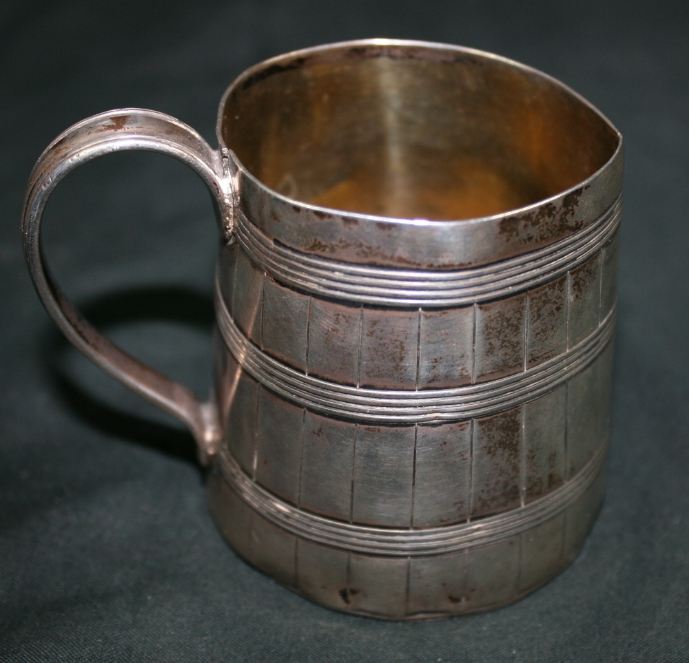 RUSSIAN SILVER- A decorative silver milk jug in the form of a barrel. Engraved to the front with the - Image 4 of 4