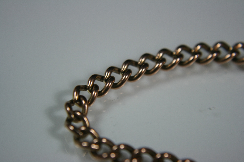 9ct GOLD BRACELET -T Bar bracelet with curb link design in 9ct gold, boxed (12.14g) - Image 6 of 6