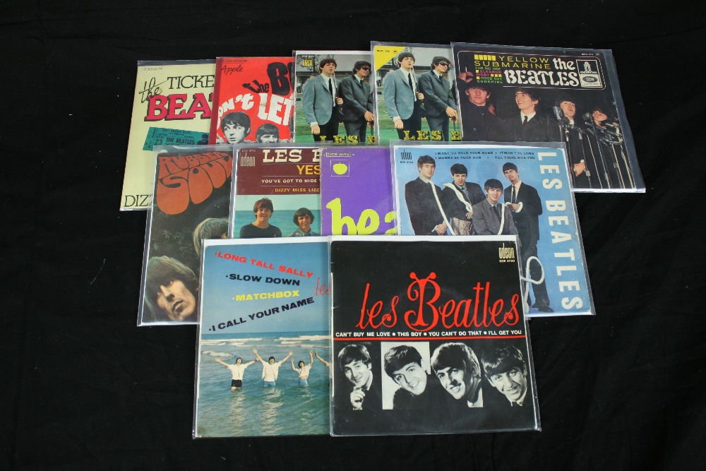 FRENCH SINGLES & EPs - Collection of 11 x Beatles 7" to include Get Back, Chansons du Film Help x