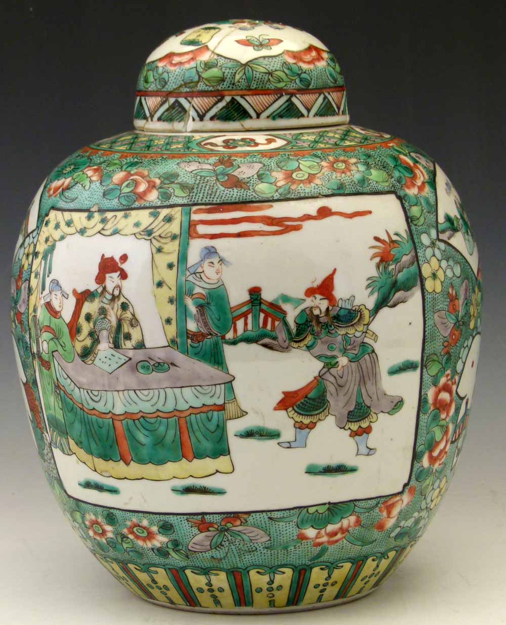 Chinese famille verte lidded jar, 19th century, painted on the floral ground with panels of - Image 3 of 9